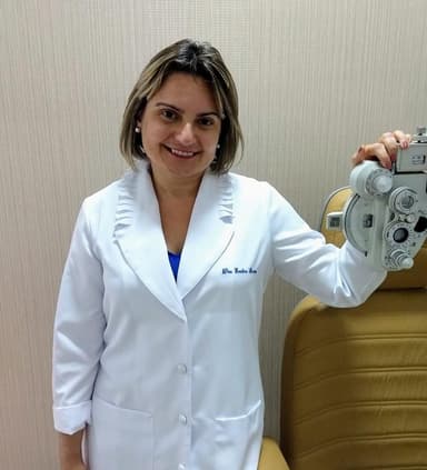 Eveline Araujo Barros